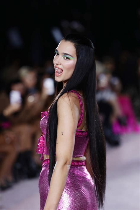 dua lipa versace fashion.